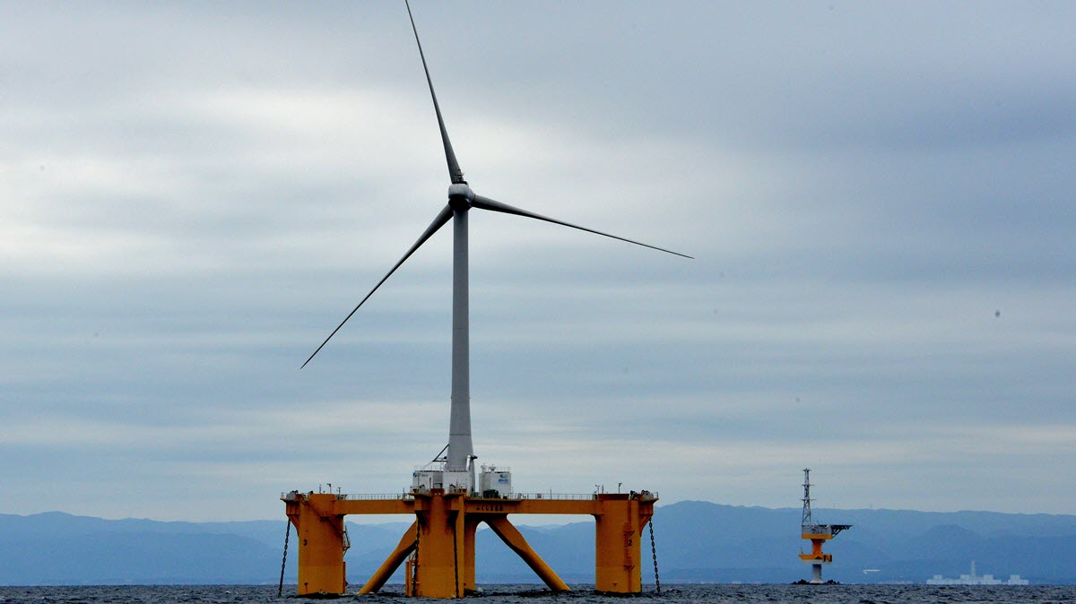 Hitachi Energy - Onshore and Offshore wind: What's the Difference